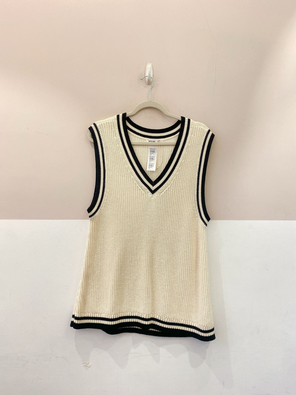 Colete tricot off detalhe preto Hering G